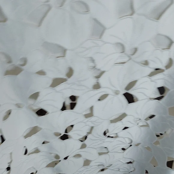 Elegant White Lace Midi Skirt - Picture 11 of 11